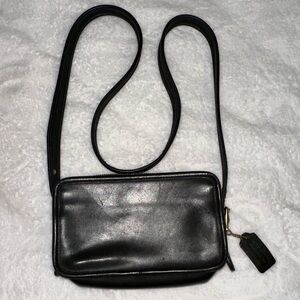 Coach Black Leather Crossbody Bag vintage N- F0D-9167
